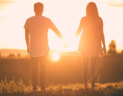 深夜找你聊天的男人都是什么想法？你知道吗