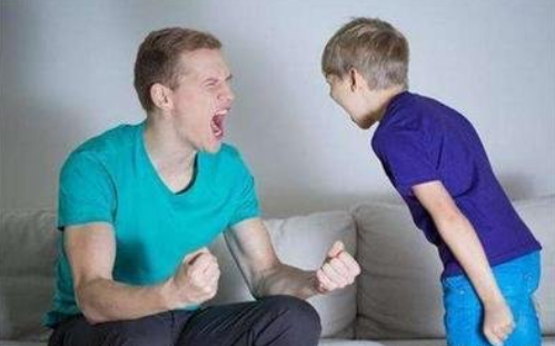 对于孩子的逆反情绪不知如何是好，看看聪明的父母都是怎么处理的