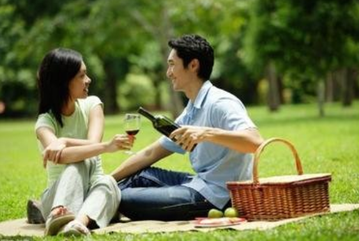 为什么恋爱中的女人经常会吃醋？原因竟然是