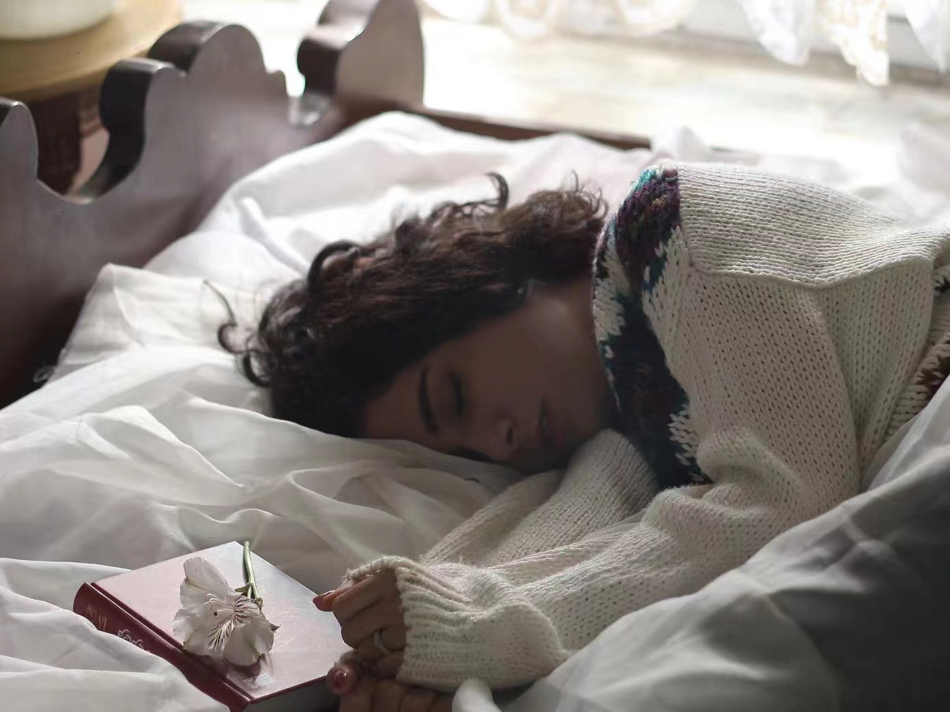 如何通过心理技巧实现快速睡眠？：探索有效的快速睡眠方法