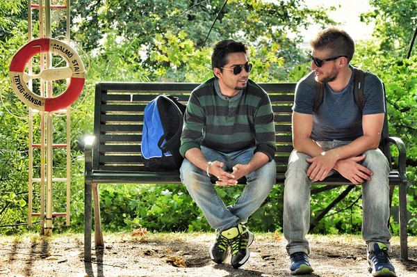 一个有素养的人，是不随意评价别人的