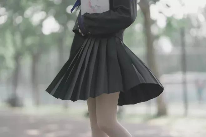 穿jk制服的都不是正经女孩吗？