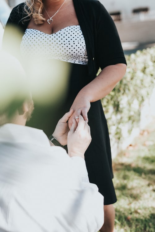 离婚后怎样挽回前妻?怎么挽回前妻的心