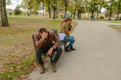 和男朋友冷战怎么解决?情侣冷战破冰第一句话