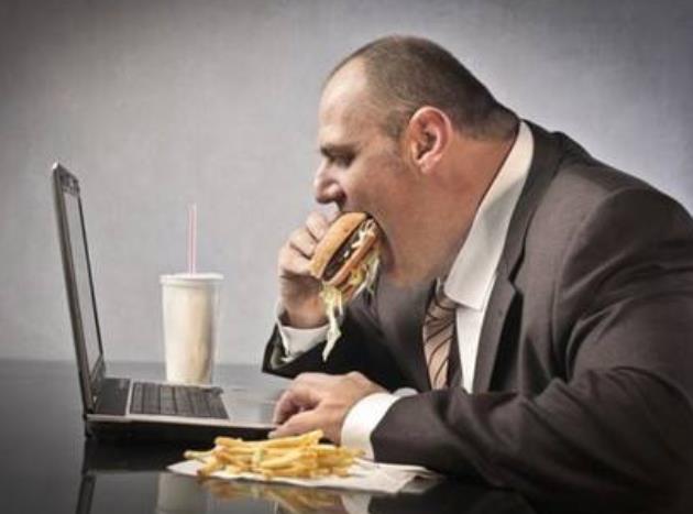 为什么肥胖的人更容易患有抑郁