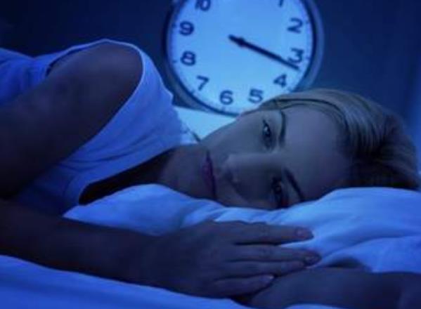 失眠是身体问题还是心理问题？