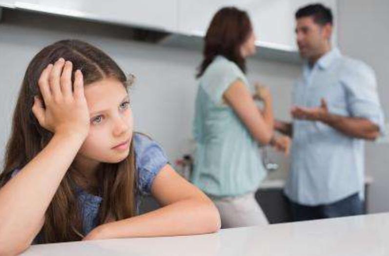 父母哪些坏习惯会影响孩子的一生