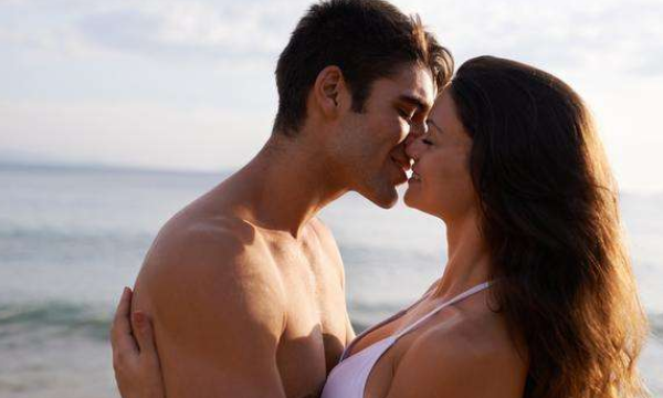 恋爱中的男人为什么特别喜欢接吻
