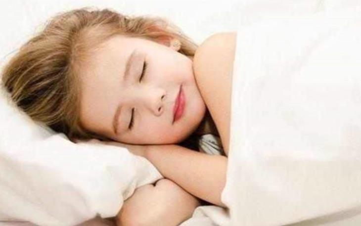 睡午觉和不睡午觉的孩子有什么区别