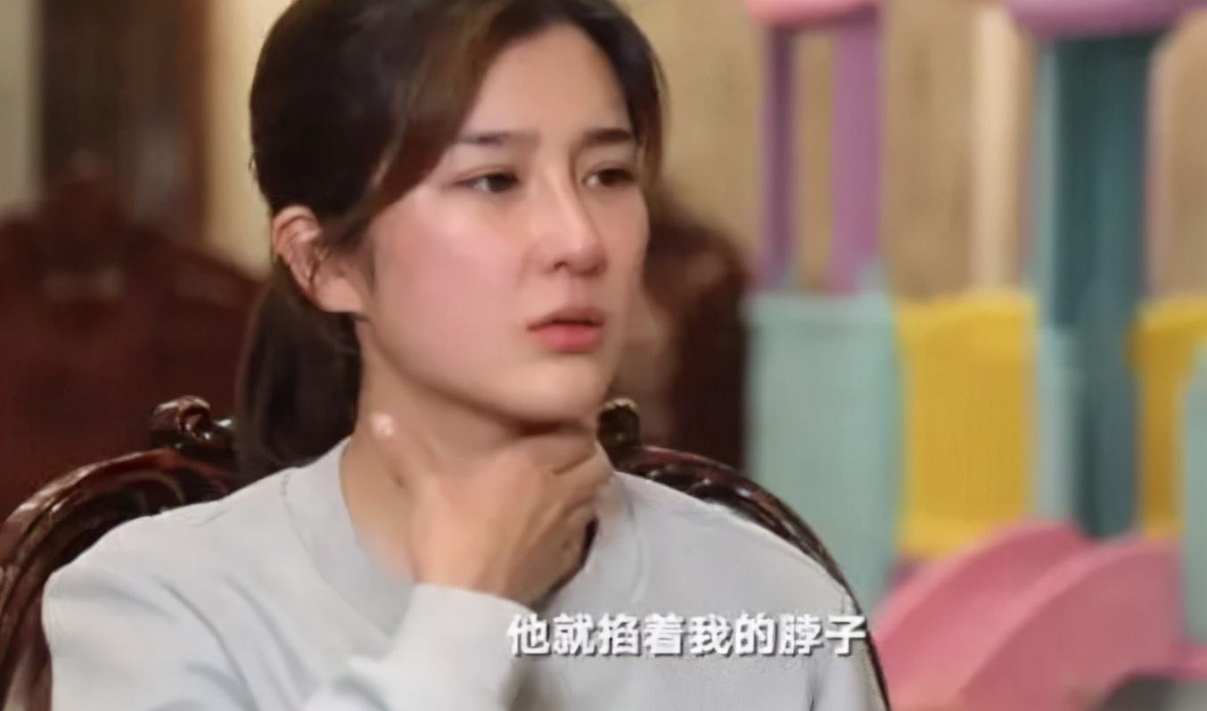 自虐型人格障碍，自我牺牲或者讨好别人