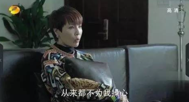 婚姻最真實(shí)的一面，都跟“偽裝”有關(guān)