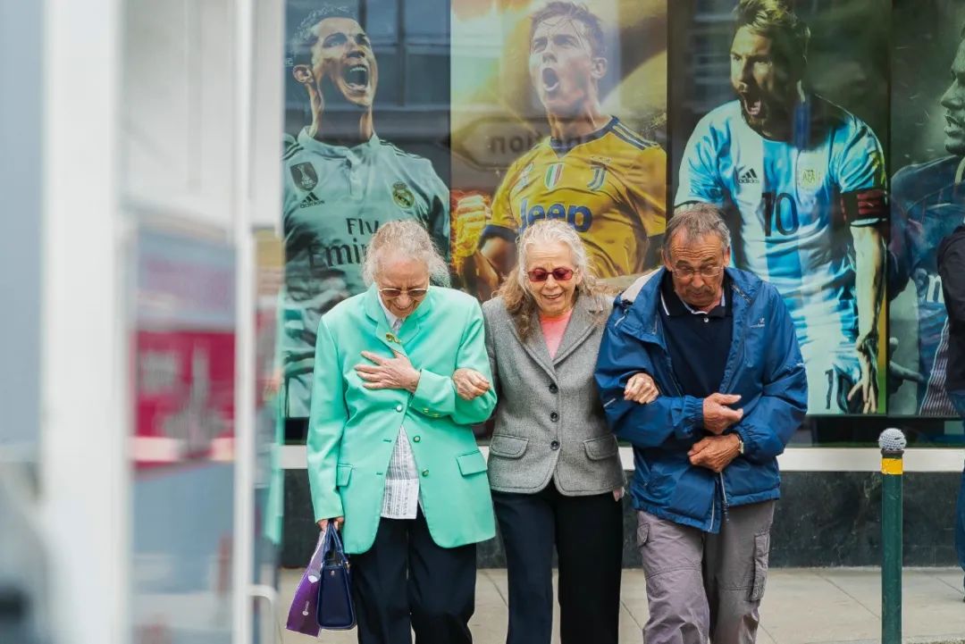 社区养老的现在与未来：社区感如何影响老年人的幸福感